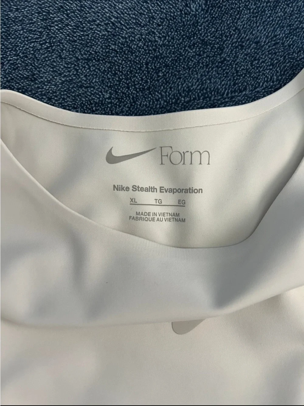 Nike Women’s Short Sleeve Crew Neck Top in Off-White